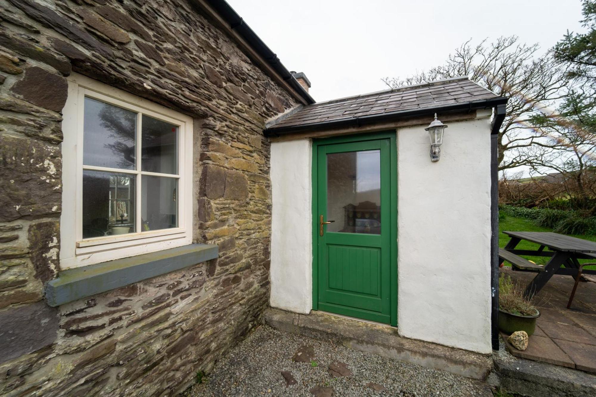 Brosnan'S Cottage Dingle Bagian luar foto